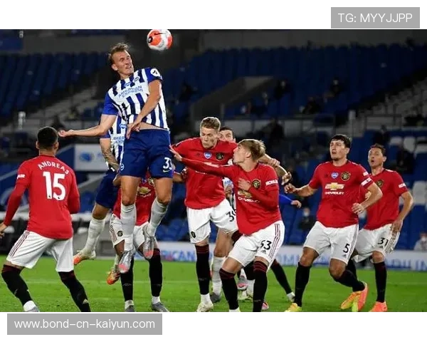 曼联如何避免掉链子？关键在前场组合与轮换